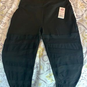 NWT Pop Fit Moto Leggings